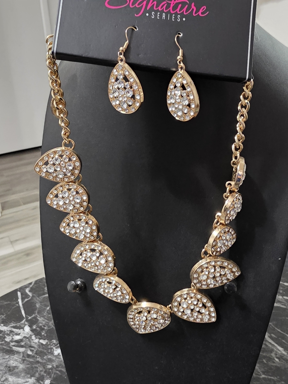 Paparrazi Zi Gold Crystal Teardrop Necklace & Earring Set